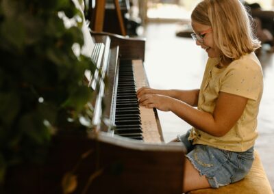 PART-TIME POSITION: Return Clients in Santa Monica Seeking Mon-Thur Afternoon Support for Pre-Teen Daughter! $35-40/hr!