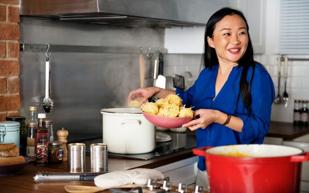 FULL TIME POSITION: Amazing Family Assistant/Nanny Who Loves to Cook Needed for Brentwood Family of 3!