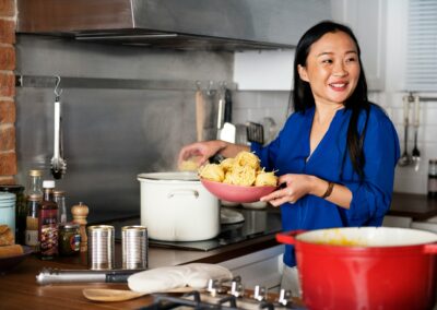 FULL TIME POSITION: Amazing Family Assistant/Nanny Who Loves to Cook Needed for Brentwood Family of 3!