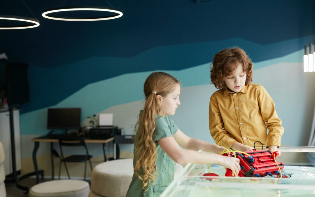 PART-TIME POSITION: Afternoon Mother’s Helper Needed in Santa Monica for Two Kids (9 + 11 Year Old), Starts ASAP!