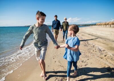 FULL-TIME POSITION: Wonderful Nanny NEEDED for Split-Shift in Brentwood! Starting July 1st or July 6th!