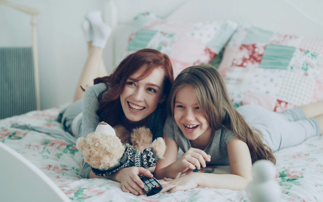 FULL TIME POSITION: Amazing Family Assistant/Nanny Needed in Brentwood for Family of 3!